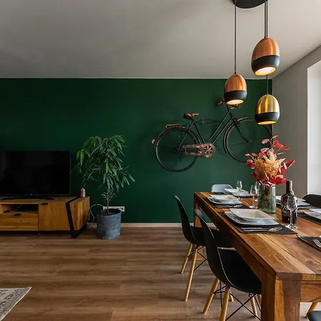 New Spacious With View *