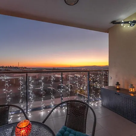 New Spacious With View *